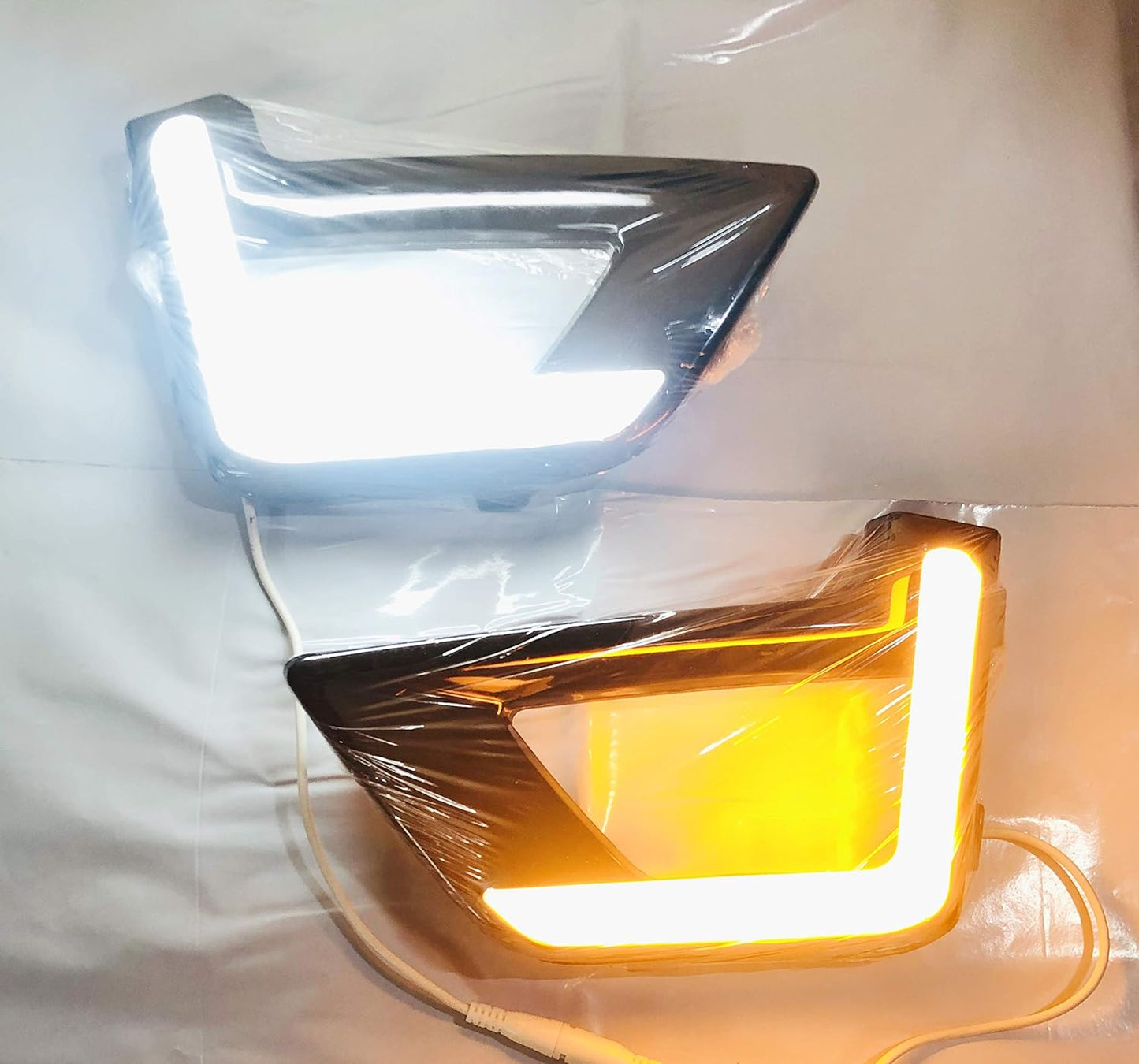 Autofasters® DRL Day Running Light with indicator For New Mahindra XUV300